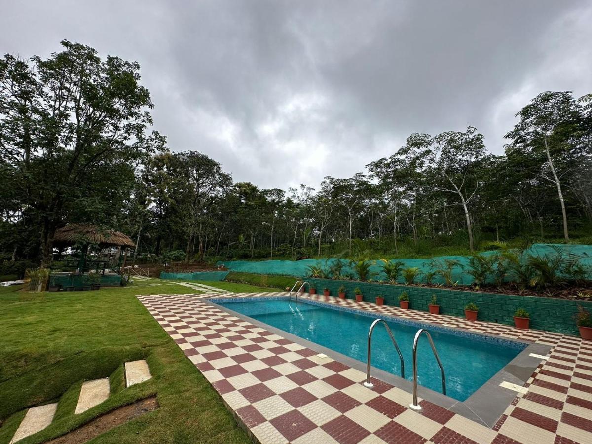 The Mallika Holidays Mananthavady Exterior foto