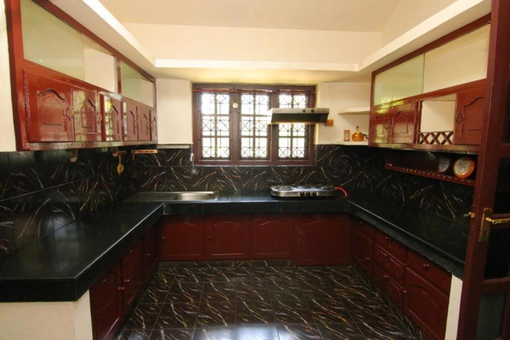 The Mallika Holidays Mananthavady Exterior foto